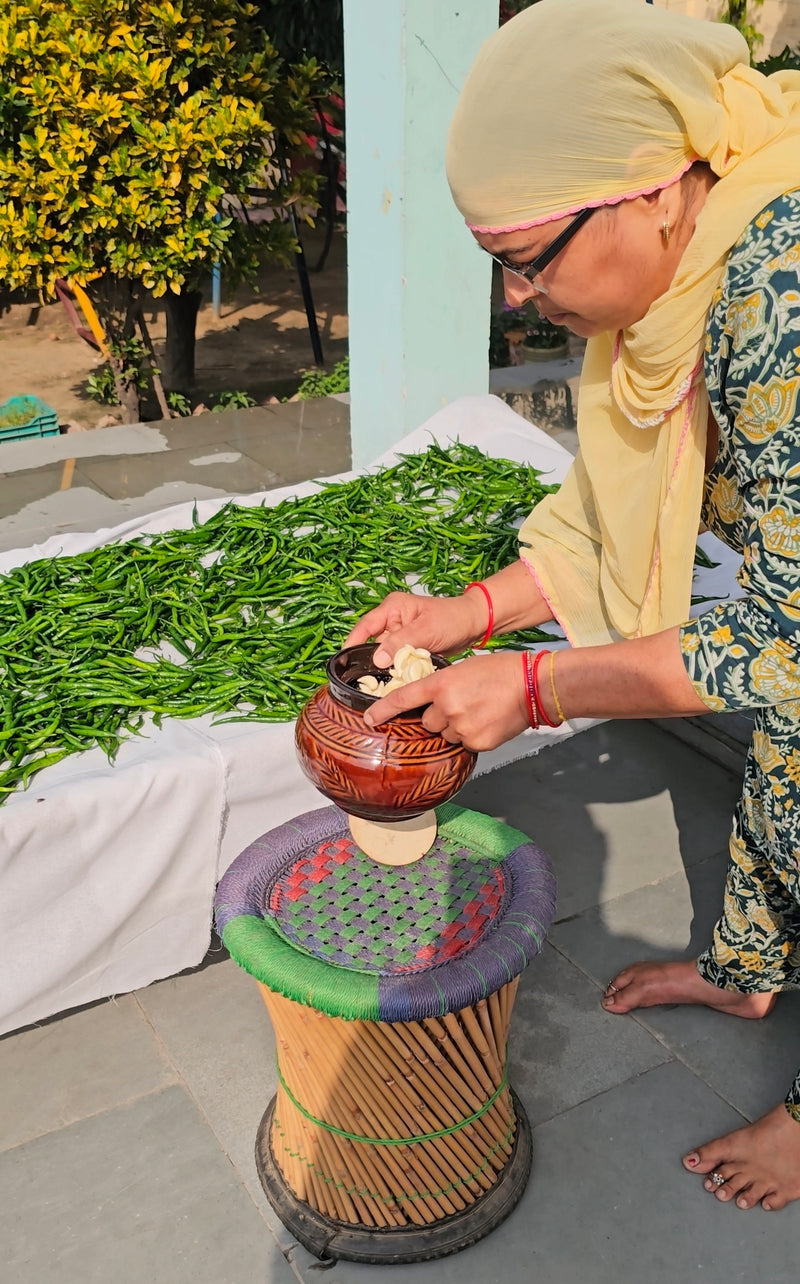 जटवार हरी मिर्च का आचार — Green Chilli Garlic Pickle